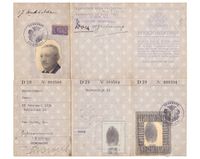 Personal idenftification cards of residents of Dordrecht during World War II.