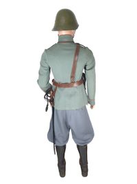 8. Uniform van een eerste luitenant van het Korps Pontonniers en Torpedisten.