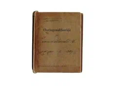 Oorlogszakboekjes en herkenningsplaatjes