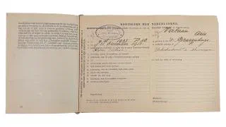 3. Oorlogszakboekje en herkenningsplaatje dienstplichtig soldaat Arie Verbaan - Korps Pontonniers en Torpedisten