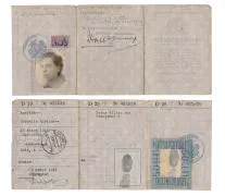Het persoonsbewijs van de in Dordrecht geboren Cornelia Adriana Amerika.