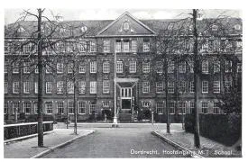 Veldpostkaart - Dordrecht hoofdingang M.T. school - 20 mei 1940