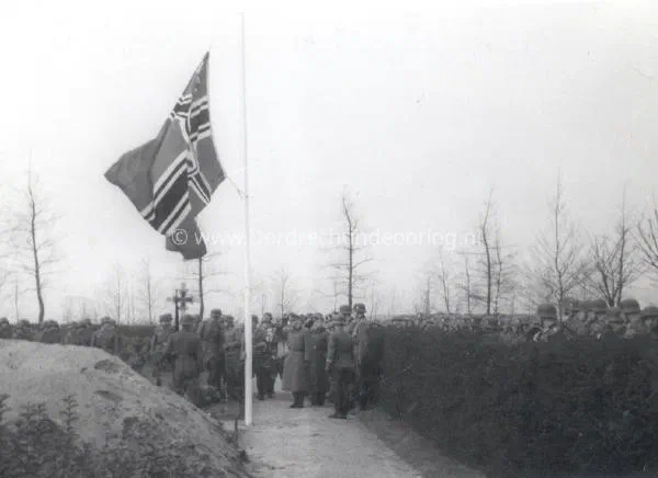 Friedrich Herzinger - Op de algemene begraafplaats image