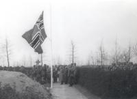 Friedrich Herzinger - Op de algemene begraafplaats thumbnail