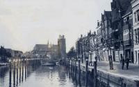 16. De Nieuwe Haven in Dordrecht tijdens de oorlog thumbnail