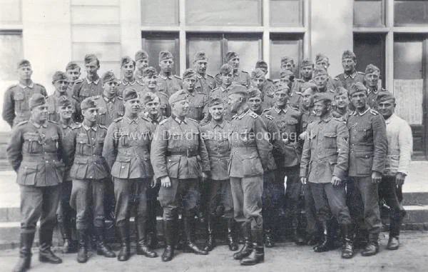 26. Friedrich Herzinger - Gasschutzschule Kweekschool Buiten-Walevest image