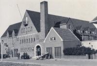 38. De Kweekschool met den Bijbel tijdens de tweede wereldoorlog in Dordrecht thumbnail
