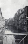 Een fraai plaatje in de binnenstad van Dordrecht tijdens de oorlog thumbnail