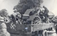 19. Duitse SKODA berggeschut op een vrachtwagen thumbnail