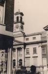 23. Het stadhuis in Dordrecht met de witte vlag in mei 1940 tijdens de tweede wereldoorlog thumbnail