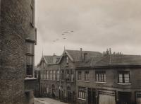 3. Julianastraat vanaf de Ringdijk in Zwijndrecht thumbnail